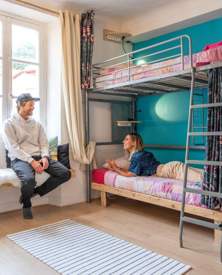 Surf Hostel Biarritz Exterior photo